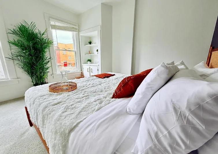 Holiday home Short North Convention King Bed Free Parking! Villa Columbus